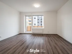Pronájem bytu 1+kk, Uherské Hradiště - Mařatice, Pastýrna, 37 m2