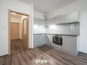 Pronájem bytu 1+kk, Uherské Hradiště - Mařatice, Pastýrna, 37 m2