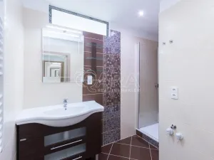 Pronájem bytu 1+1, Tábor, Jesenského, 42 m2