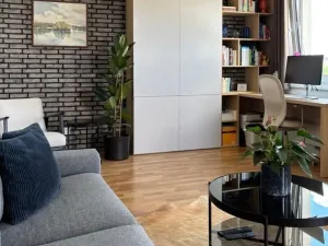 Pronájem bytu 1+kk, Praha - Strašnice, Zvěřinova, 47 m2