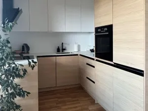 Pronájem bytu 1+kk, Praha - Strašnice, Zvěřinova, 47 m2