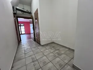 Pronájem obchodního prostoru, Beroun - Beroun-Centrum, Havlíčkova, 28 m2
