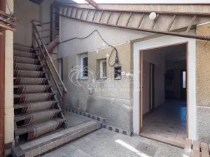 Prodej rodinného domu, Kostelec nad Černými lesy - Kostelec nad Černými Lesy, Jánské náměstí, 170 m2
