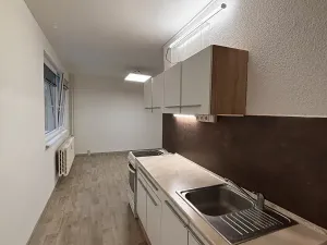 Pronájem bytu 2+kk, Liberec, Sametová, 42 m2