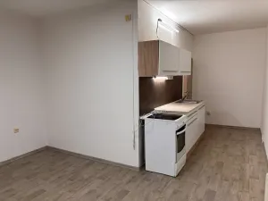 Pronájem bytu 2+kk, Liberec, Sametová, 42 m2