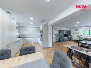 Prodej činžovního domu, Karlovy Vary - Dvory, V Lučinách, 330 m2