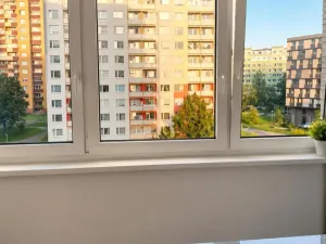 Pronájem bytu 1+kk, Praha - Střížkov, Děčínská, 30 m2