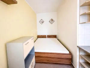 Pronájem bytu 1+kk, Praha - Hlubočepy, Werichova, 28 m2