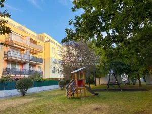 Pronájem bytu 1+kk, Praha - Hlubočepy, Werichova, 28 m2