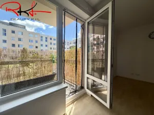 Pronájem bytu 1+kk, Praha - Černý Most, Truhlářova, 31 m2