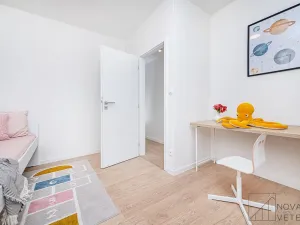 Prodej bytu 3+kk, Praha - Holešovice, Komunardů, 87 m2