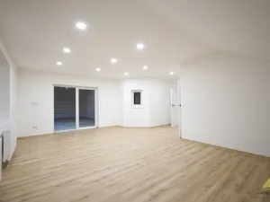 Prodej rodinného domu, Horní Poříčí, 284 m2