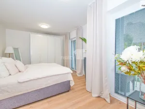 Pronájem bytu 3+kk, Liberec - Liberec II-Nové Město, Papírová, 94 m2