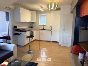 Pronájem bytu 2+kk, Praha - Libeň, V mezihoří, 50 m2
