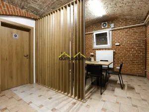 Pronájem ordinace, Praha, Jankovcova, 99 m2