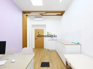 Pronájem ordinace, Praha - Holešovice, Jankovcova, 99 m2