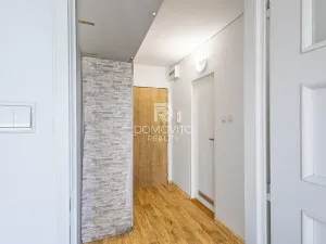 Pronájem bytu 2+kk, Mladá Boleslav, Zalužanská, 42 m2