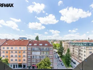 Pronájem bytu 2+kk, Praha - Bubeneč, Zelená, 52 m2