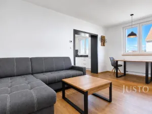 Prodej bytu 2+1, Záblatí, 52 m2