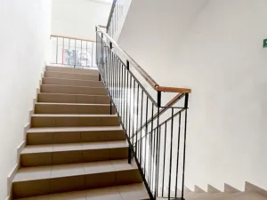Pronájem bytu 1+kk, Praha - Smíchov, Křížová, 22 m2