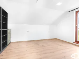 Prodej bytu 4+kk, Choteč, 105 m2