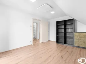 Prodej rodinného domu, Choteč, 105 m2