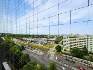 Pronájem bytu 2+kk, Praha - Kobylisy, Frýdlantská, 43 m2