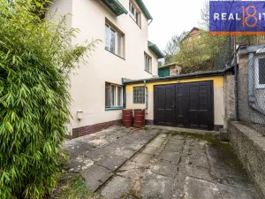 Prodej rodinného domu, Praha, V údolí, 264 m2