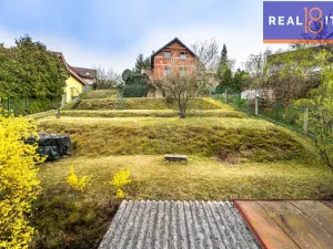 Prodej rodinného domu, Praha, V údolí, 264 m2