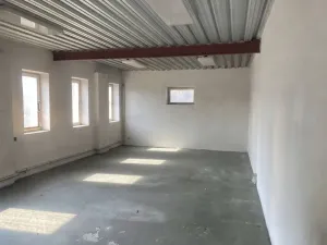 Pronájem skladu, Církvice, 511 m2