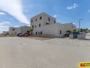 Prodej bytu 4+kk, Znojmo, Smutného, 79 m2