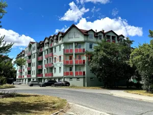 Prodej bytu 3+kk, Hustopeče, U Větrolamu, 73 m2