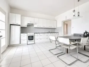 Prodej ordinace, Křižanov, Benešovo náměstí, 530 m2