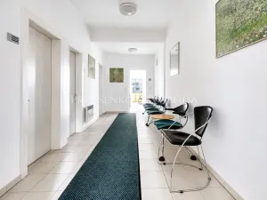 Prodej vily, Křižanov, Benešovo náměstí, 530 m2