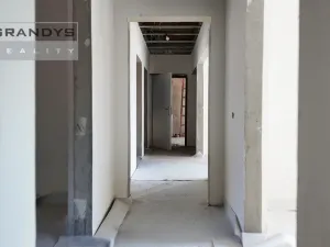 Prodej rodinného domu, Okna, 630 m2