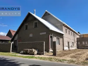 Prodej rodinného domu, Okna, 630 m2