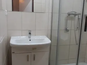 Pronájem bytu 2+kk, Tábor, nám. Přátelství, 40 m2