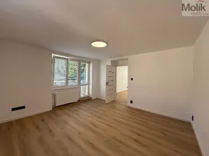 Prodej bytu 3+1, Meziboří, Okružní, 60 m2