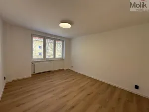 Prodej bytu 3+1, Meziboří, Okružní, 60 m2