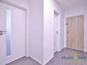 Pronájem bytu 2+kk, Praha - Nusle, Pujmanové, 40 m2