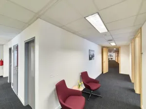 Pronájem kanceláře, Praha - Hlubočepy, Nádražní, 49 m2