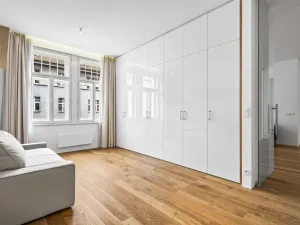Pronájem bytu 3+kk, Praha - Vinohrady, Laubova, 109 m2