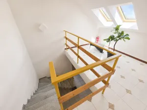 Pronájem vily, Praha - Braník, U háje, 380 m2