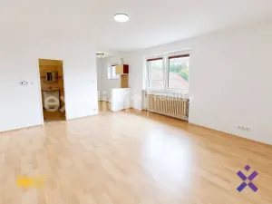 Prodej rodinného domu, Napajedla, Zábraní, 227 m2
