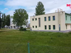 Pronájem kanceláře, Králův Dvůr, V Lukách, 200 m2