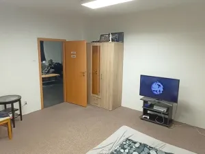 Pronájem bytu 3+kk, Brno, Valchařská, 69 m2