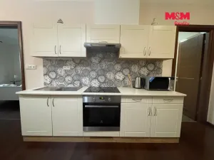 Prodej bytu 2+kk, Karlovy Vary, Chebská, 48 m2