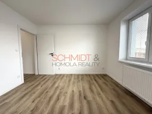 Pronájem bytu 3+kk, Hustopeče, U Větrolamu, 75 m2