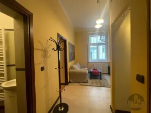 Pronájem bytu 2+kk, Praha - Žižkov, Cimburkova, 34 m2