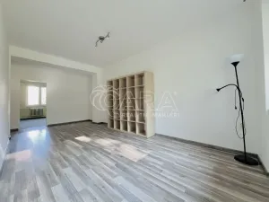 Pronájem bytu 2+1, Dřevohryzy, 51 m2
